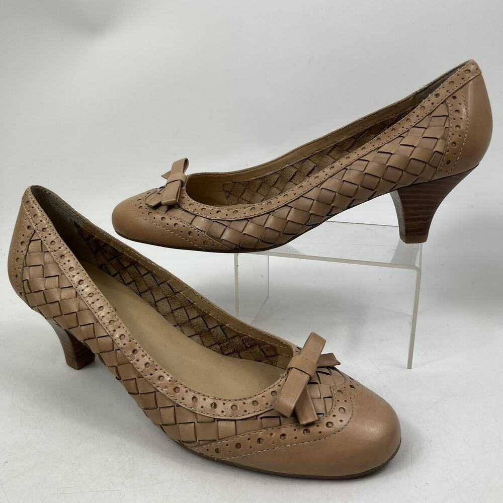 Franco Sarto Womens Woven Leather Pumps Sz 9M Tan Bow Brogue Kitten Heels Anthro